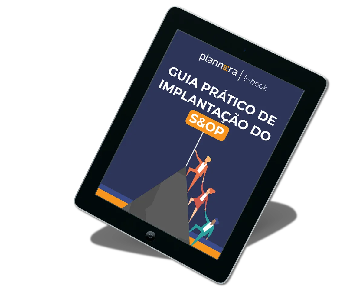 Tablet com a capa do e-book Guia Prático de Implantação do S&OP.